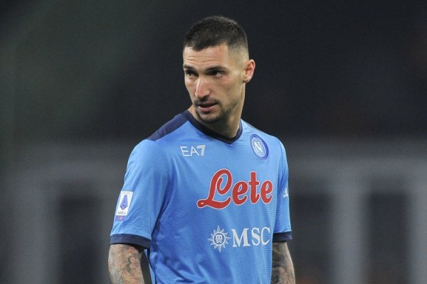 Politano: Napoli bắt đầu tốt nhưng mùa giải vẫn còn dài. Tôi đang nói chuyện với câu lạc bộ để gia h