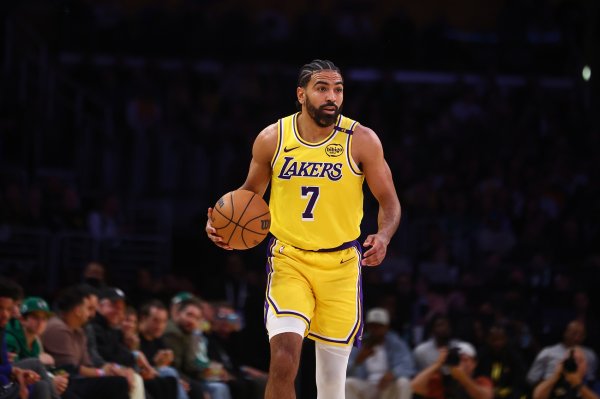 Vincent đá chính ở phút thứ 24, 2 trong 5 cú sút, 26% trong số 26 quả ba điểm, 1 trong 3, 5 điểm, 2 