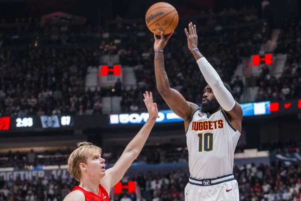Sự thay thế là chính xác! Hardaway Jr. ghi được 17 điểm với 5 quả ba điểm, 3 rebound và 4 kiến ​​​​t