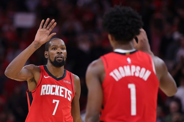 Rockets hiện có 6 trận thắng và 3 trận thua. Ba đối thủ họ thua có thành tích chung là 25-5%. Họ thu