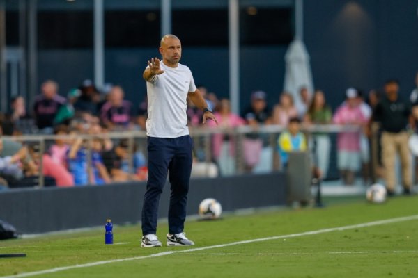 Mascherano: Thái độ chấp nhận cầu thủ vào thay người của Su Ya thật đáng ngưỡng mộ và màn trình diễn